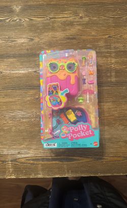 New Polly Pocket Kitty Popsicle Resort Compact