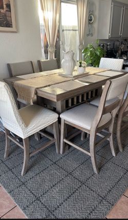 Dining Table Set