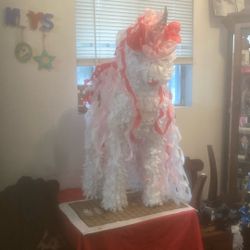 Bonita Piñata Unicornio 