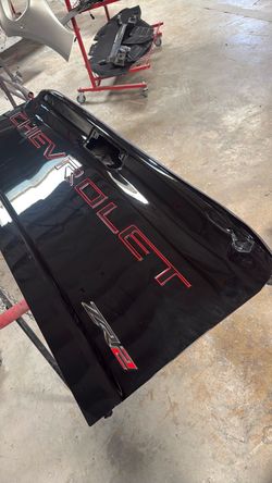2024 Chevy Silverado tailgate