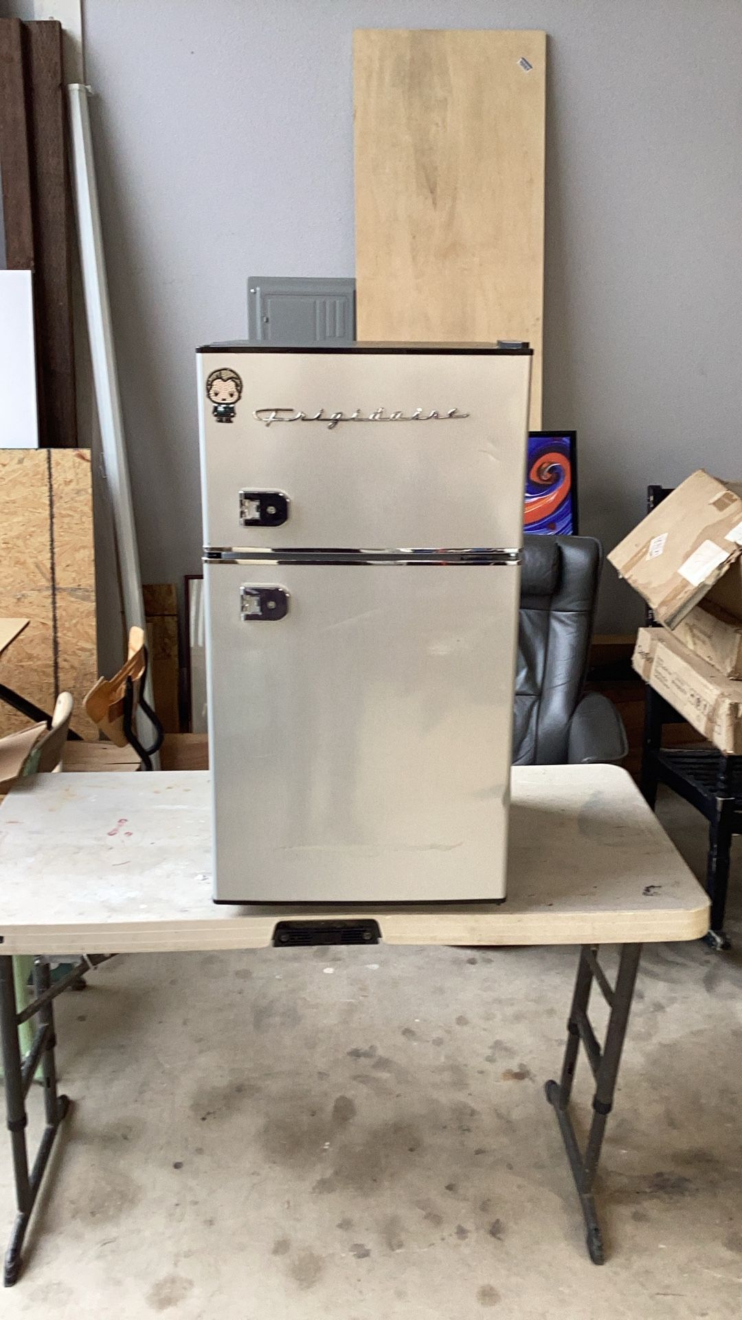 Mini Fridge
