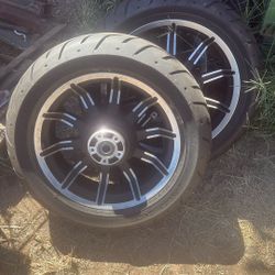 Harley Davidson, Wheels And Tires