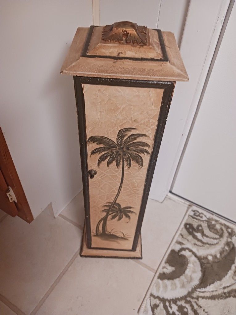 Cd Holder