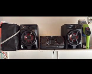 LG Stereo