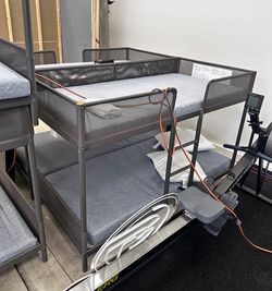 Bunk bed