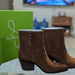 Brand New Women's Sam Edelman Suede Booties Brown size 9