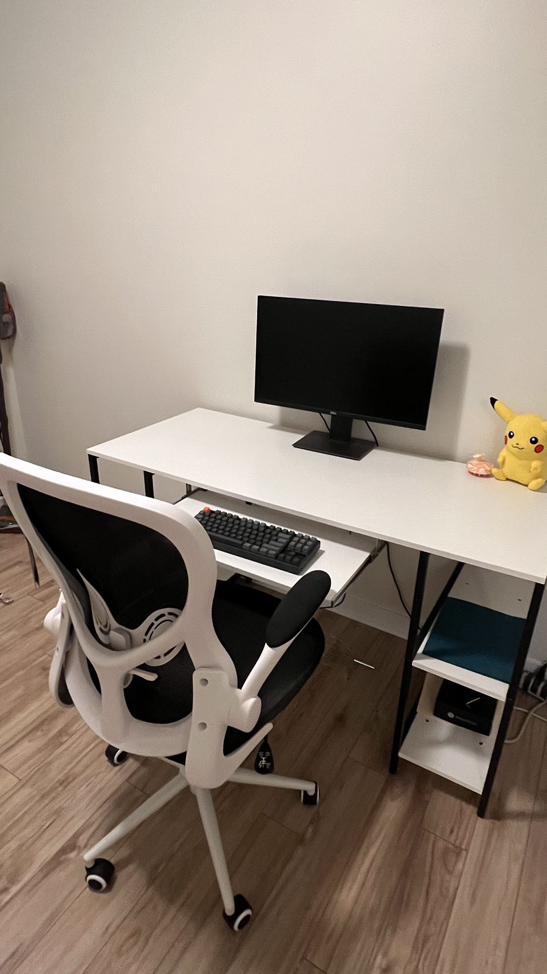 Work Desk And Chair 