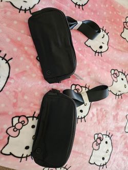 2 BLACK Lululemon belt bags