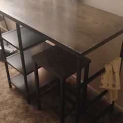 Small Table With 1 Stool