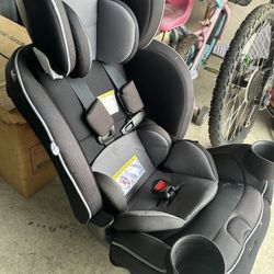 Evenflo Everyfit Car Seat