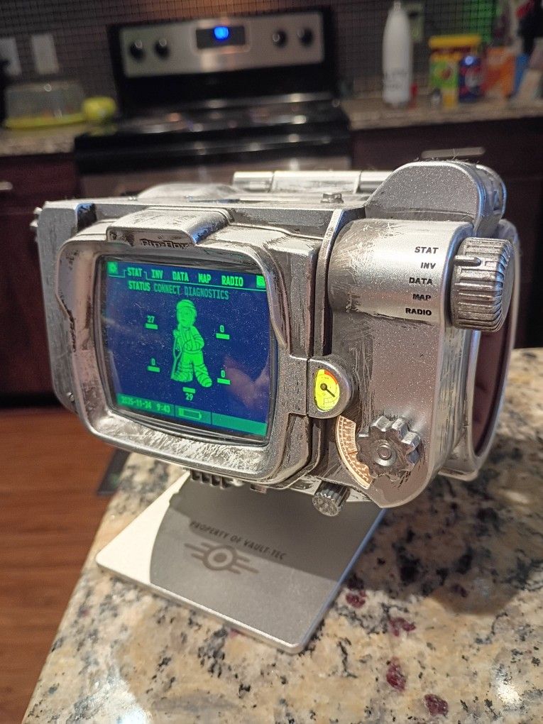 Fallout Pip-Boy 3000 Mark V Replica
