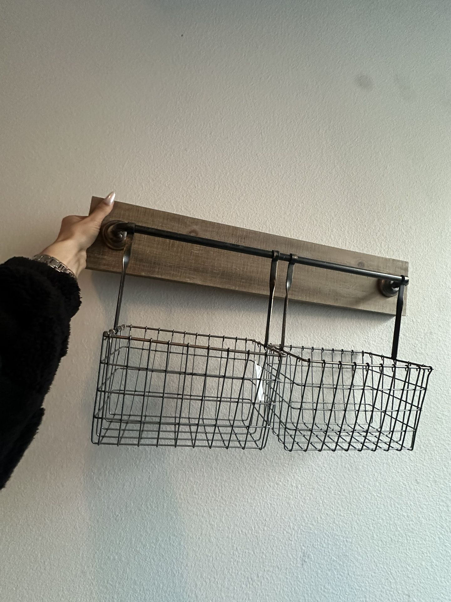 Hanging Shelves/Baskets