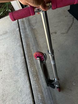Free Pink razor scooter