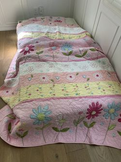 Twin Pottery Barn Pink Flowered Quilt With Sham