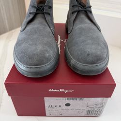 Salvatore Ferragamo “Teddy” Pebble Leather Drivers – Size 9E