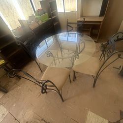 Round Glass Kitchen Table