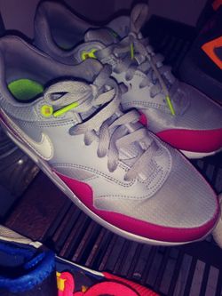 Nike air 6y