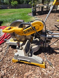 Dewalt 12" Circular Saw with 12' Stand