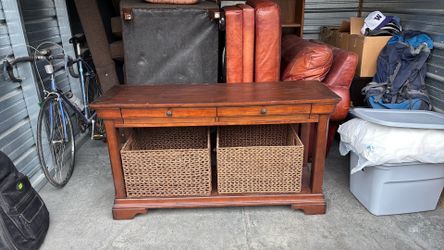 Beautiful and Aspen home console table.
