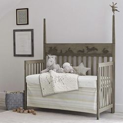 3 In 1 Crib toddler full Bed Ellen DeGeneres for Sale in Laud Lakes