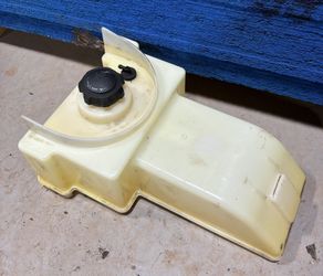 John Deere Riding Lawnmower Gas Tank