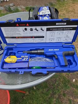 Duo fast piston type fastening tool