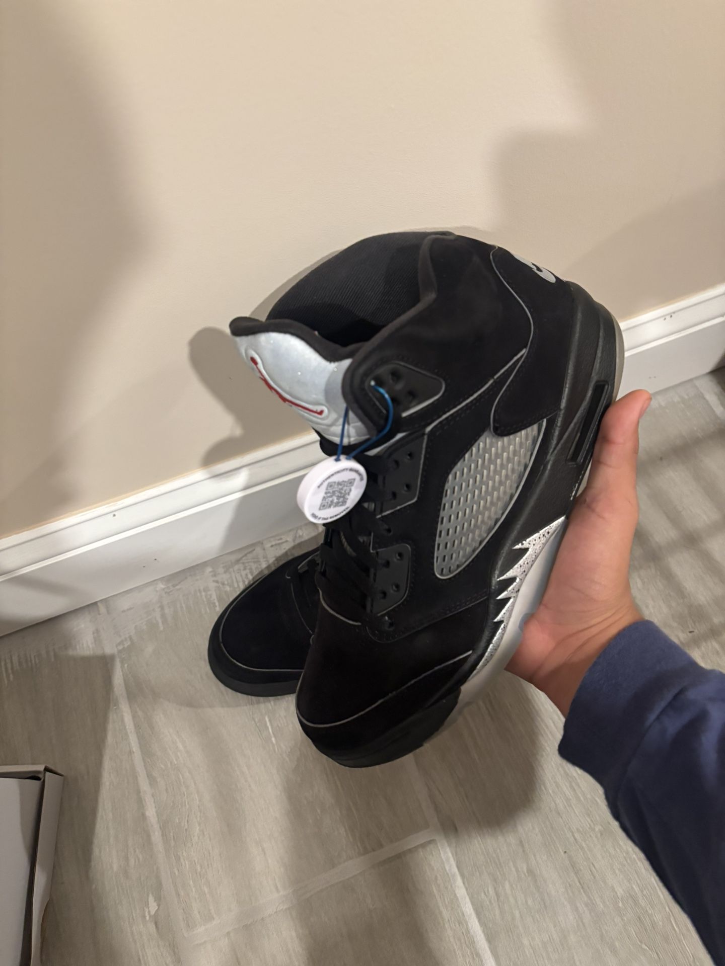 Size 9 Throw Me A Offer