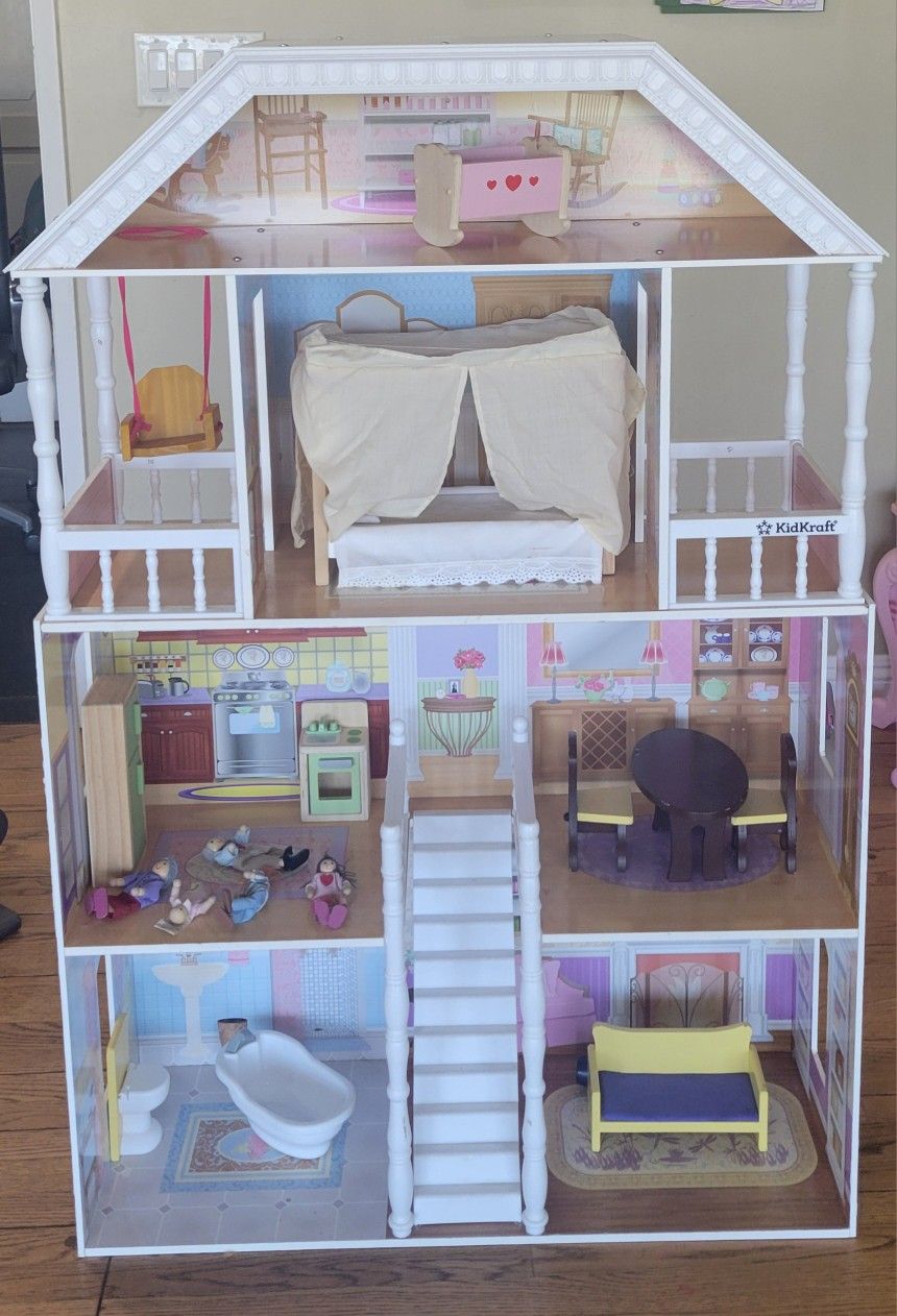 Dollhouse 