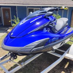 2013 Yamaha Waverunner FZS 3 Seater Supercharged Jetski