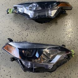 2015 Toyota Corolla Headlights 