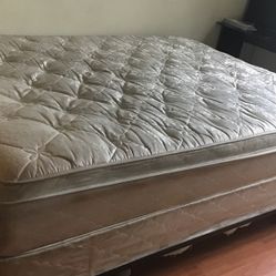 QUEEN BED MATTRESS AND FRAME 