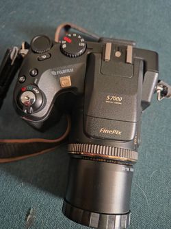 Digital Camera Finepix S7000
