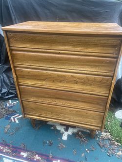 Dresser.