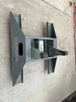 B&W Companion fifth wheel hitch 20k