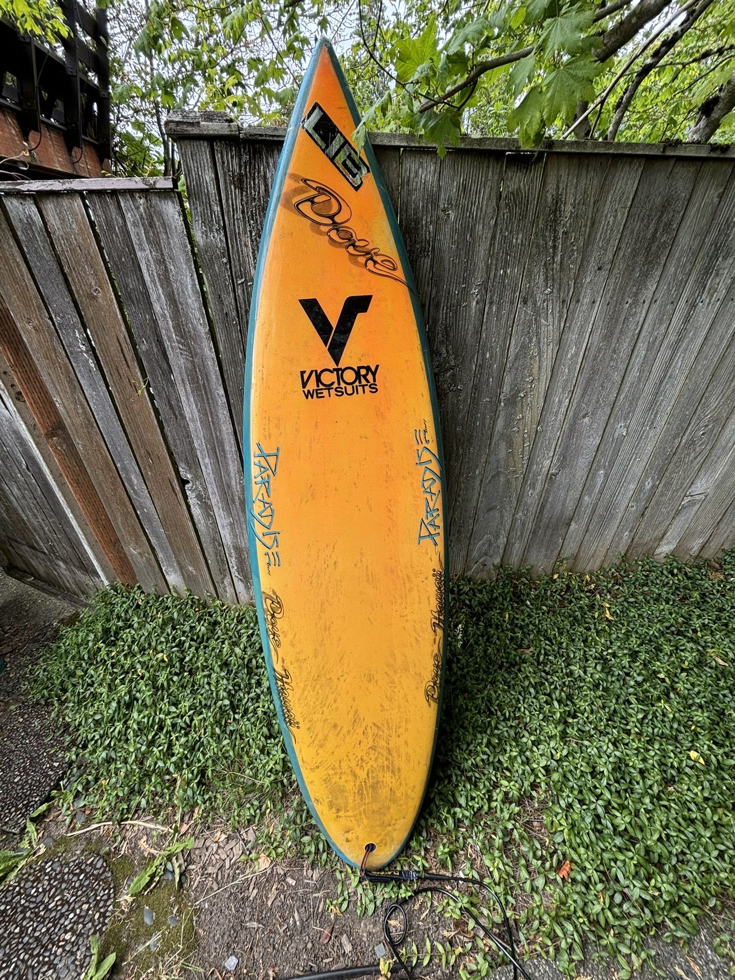 Surfboard 6’6”