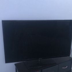 40 Inch Samsung Smart TV