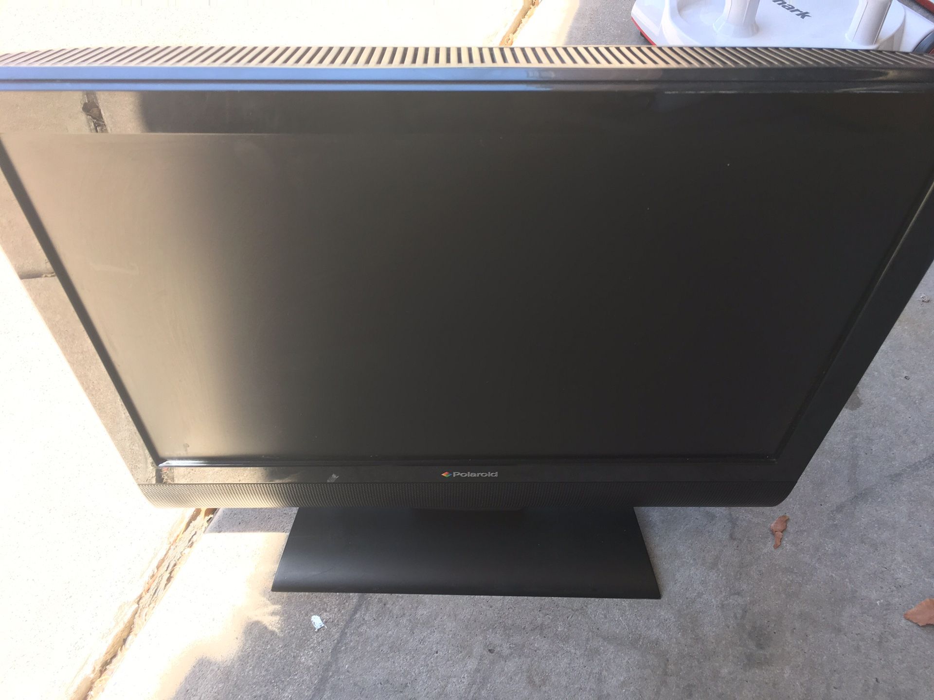 19” Tv with built in DVD player Polaroid