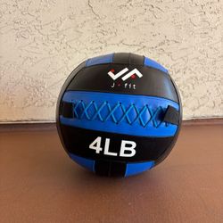 One New 4 Pound Medicine Ball
