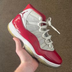 Jordan 11 Cherry Sz 10