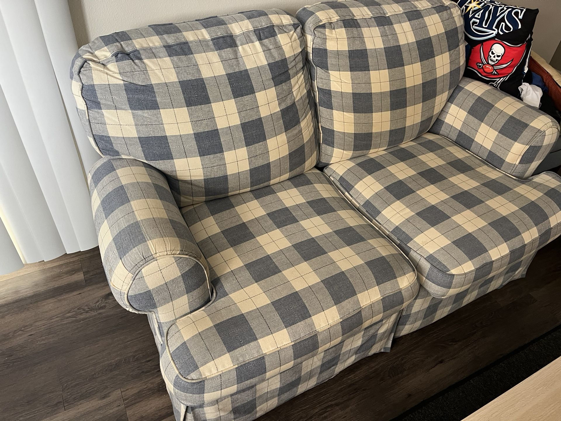 Recliner Love Seat FREE