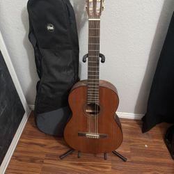 Guitar Left hand Cordoba