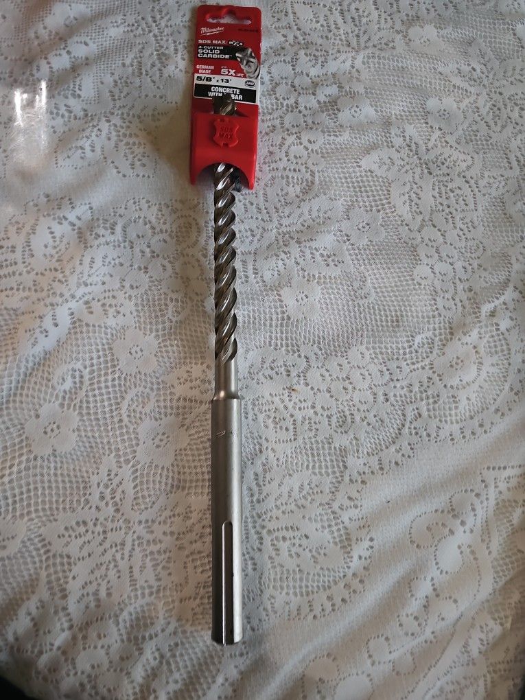 Masonry Drill Bits
Exclusive
Milwaukee
5/8 in. x 13 in. 4-Cutter SDS-MAX Carbide Drill Bit