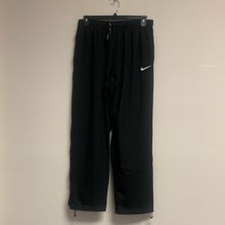 Nike Men’s Totality Dri-Fit Open Hem  Versatile Pants. Sz XL. Black.                  Ez