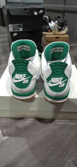 JORDAN 4 SB