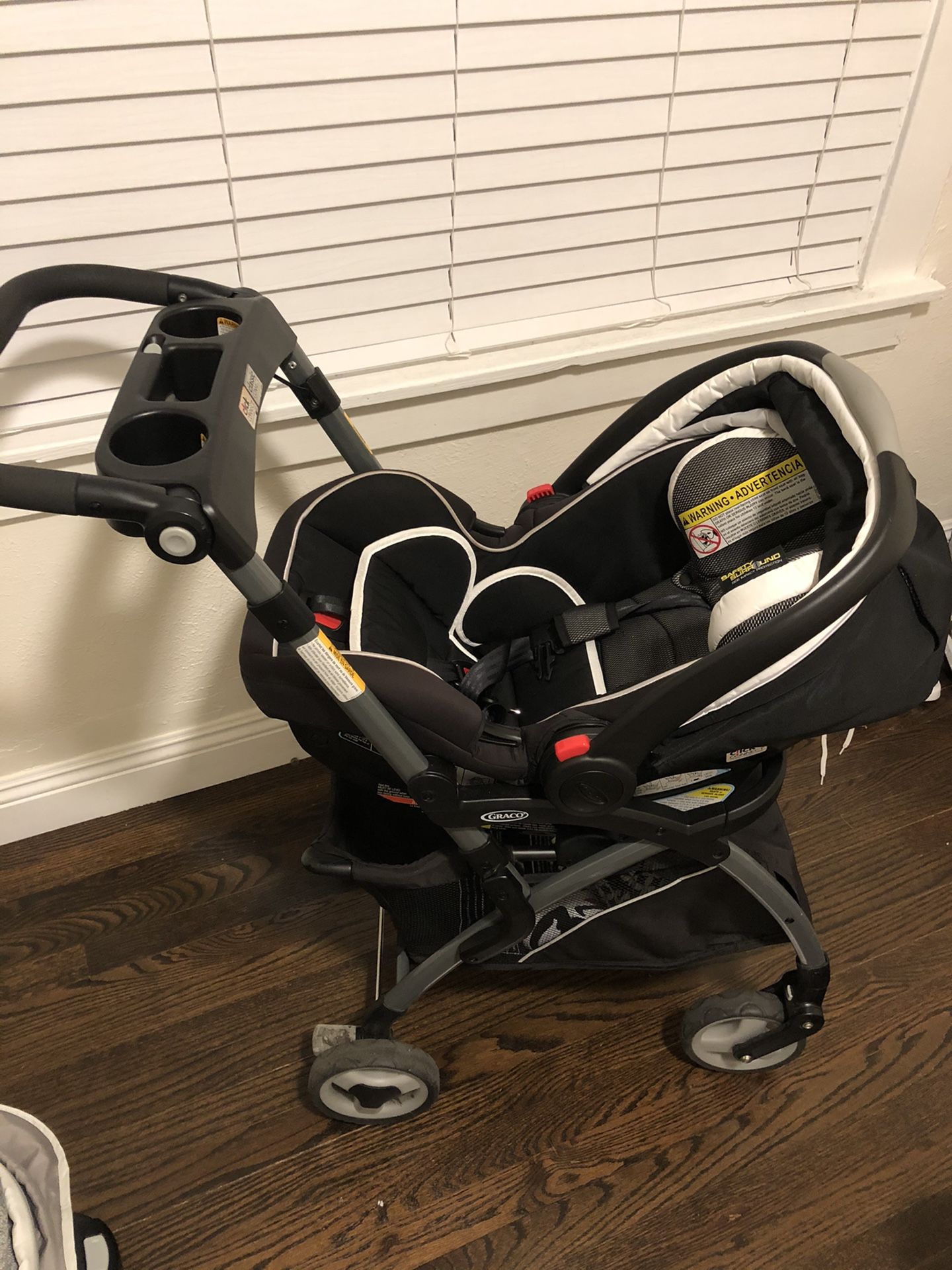 Graco car seat & stroller