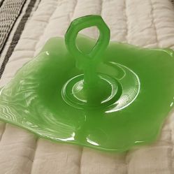 Vintage Art Deco Jade tray w/handle 9.5" across