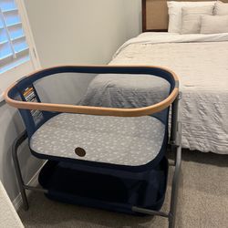 Navy Maxi Cosa Bassinet