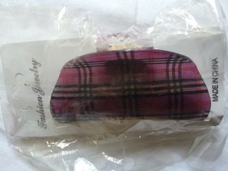 Beautiful pink/purple hair clip