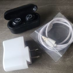 Vivatar Buetooth Headphones $20 Clean