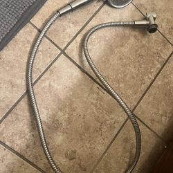 SILVER SHOWER HEAD